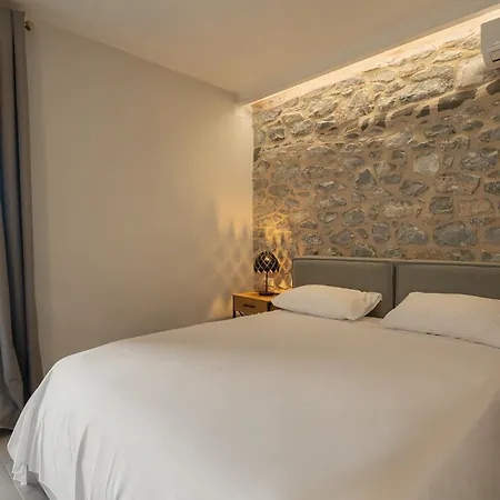 Ximitadi Estate * Pírgos Dhiroú