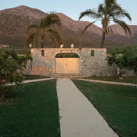 Ximitadi Estate *