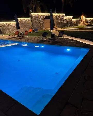 Ximitadi Estate Сasa de vacaciones Pírgos Dhiroú