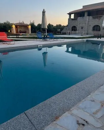 Ximitadi Estate Nyaraló