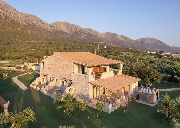 Vakantiehuis Ximitadi Estate Pírgos Dhiroú