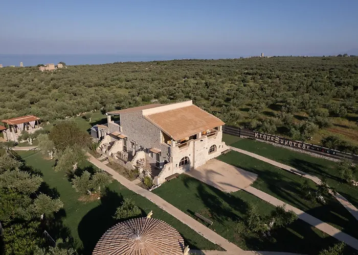 Ximitadi Estate Pírgos Dhiroú